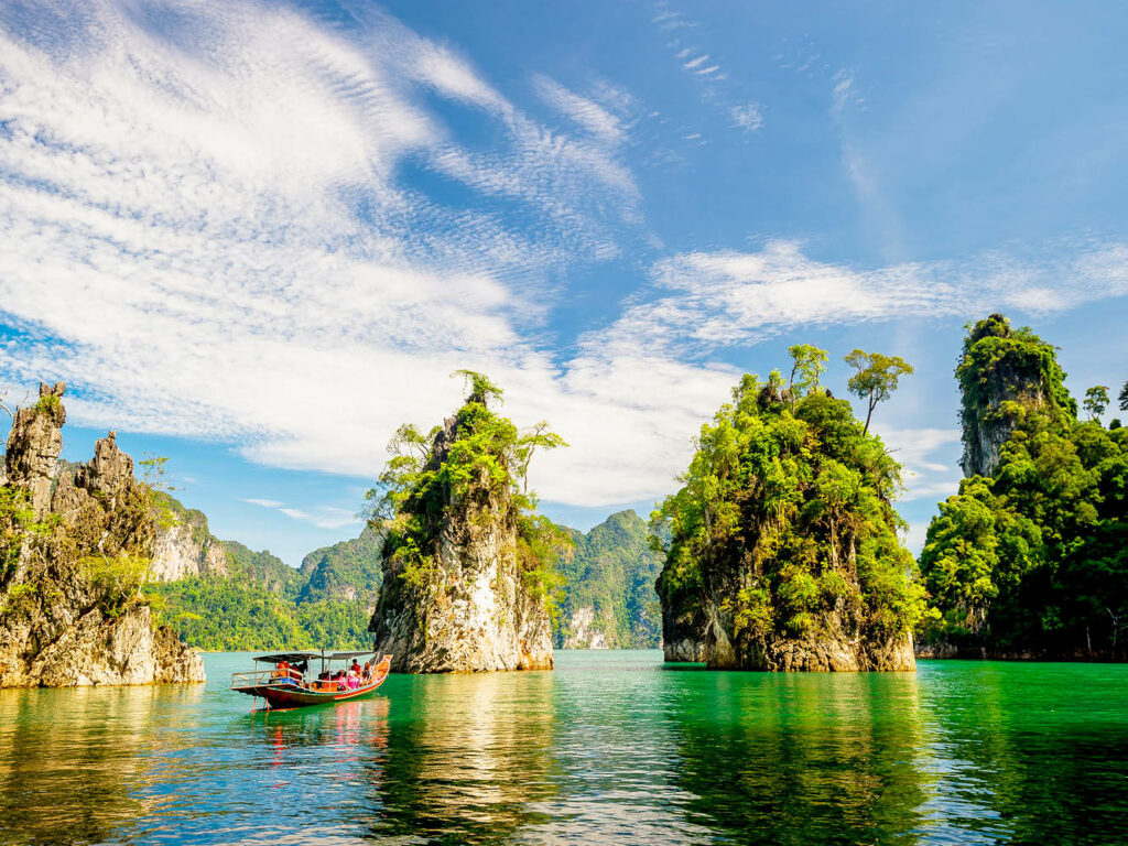 Таиланд б. Достопримечательности као сок. Amazing viewpoint of Khao Sok.